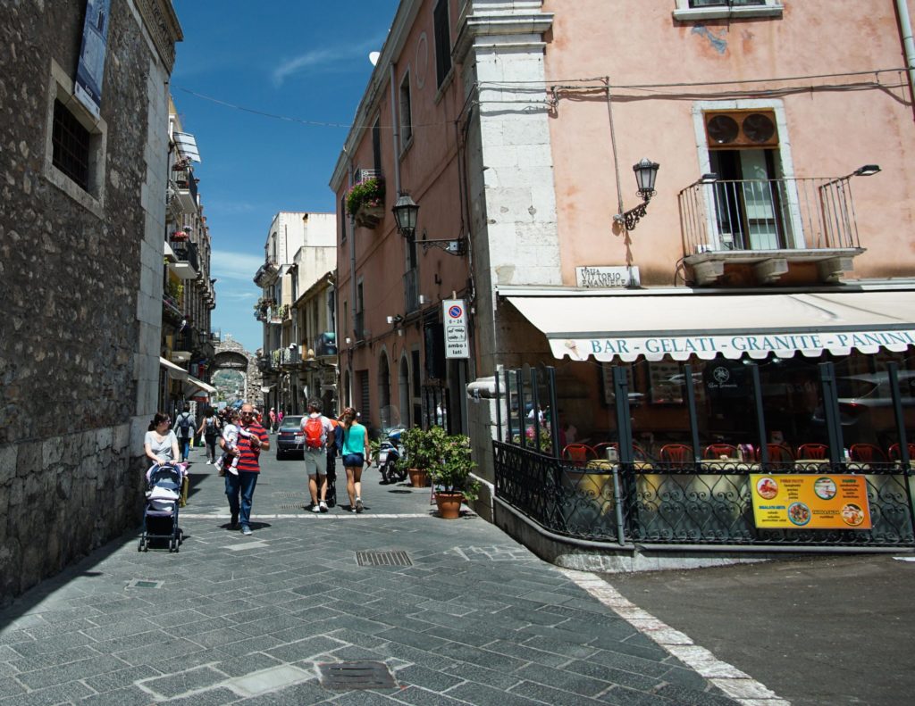Taormina люди